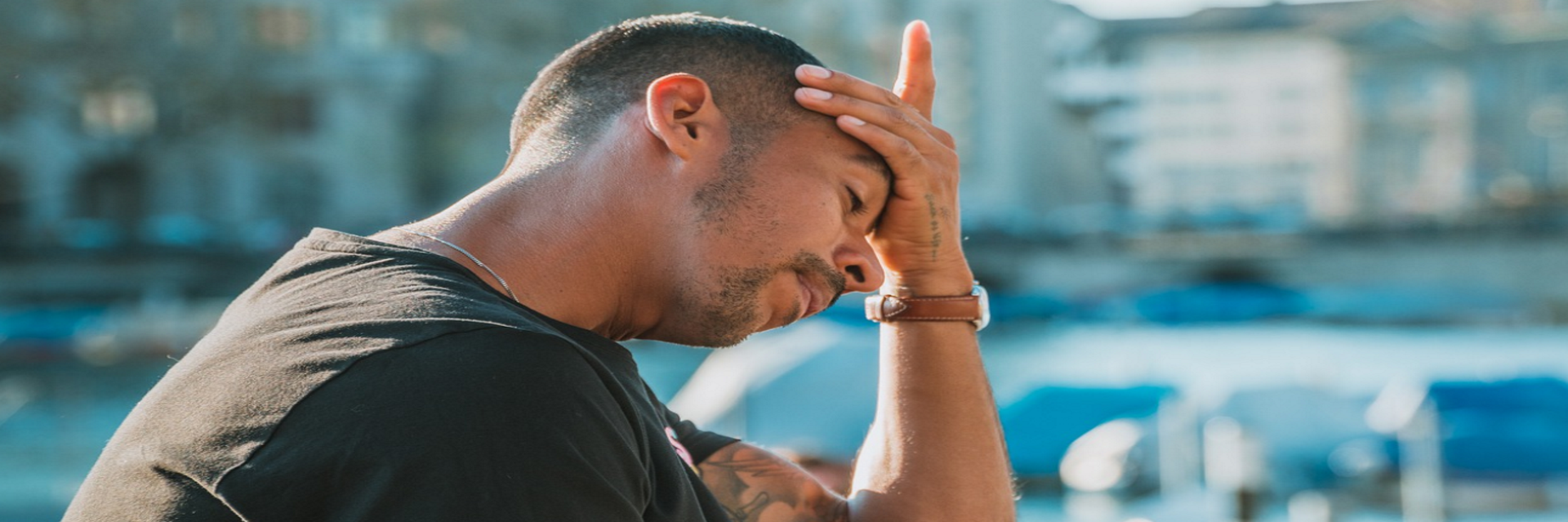 Ból głowy przy kaszlu – jakie są jego przyczyny?